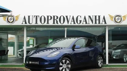 Azul Usado 2023 Tesla Model Y SUV | € 40.900 (Preço justo)