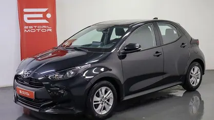 Usado Toyota Yaris Comfort 72 HP (52 kW) 2021 Preto Citadino