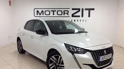 Usado Peugeot 208 Allure 101 HP (74 kW) 2022 Citadino