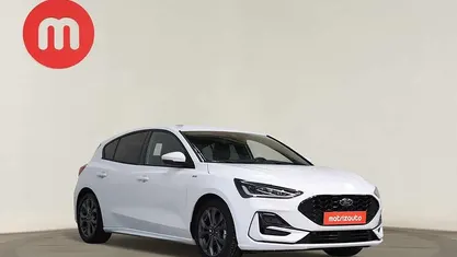 Branco Usado 2024 Ford Focus ST-Line X | € 20.999 (Bom preço)