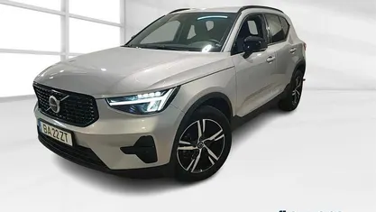 Usado 2023 Volvo XC40 Plus SUV | € 33.200 (Bom preço)