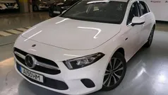 Branco Usado 2021 Mercedes A250 Style | € 27.300 (Preço justo)