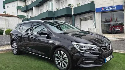 Preto Usado 2022 Renault Mégane IV Carrinha | € 24.950 (Preço justo)