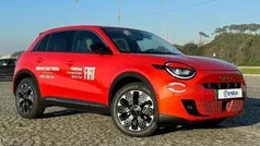 Vermelho Usado 2024 Fiat 600 Red SUV | € 30.000 (Bom preço)
