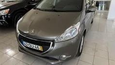 Usado 2014 Peugeot 208 Active Citadino | € 9.750 (Preço justo)