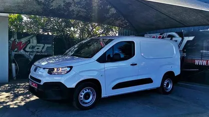 Branco Novo 2025 Fiat Doblò Monovolume | € 22.250 (Preço justo)