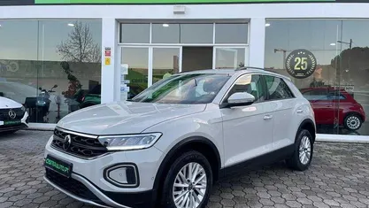 Outra Usado 2023 VW T-Roc SUV | € 21.950 (Preço justo)