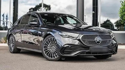 Usado Mercedes E300 320 HP (235 kW) 2024