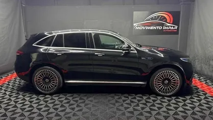 Usado Mercedes EQC400 300 kW (408 HP) 2020 Preto SUV