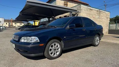 Azul Usado 1999 Volvo S40 Sedan | € 2.490