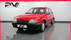 Usado 1988 Opel Kadett Sedan | € 3.990