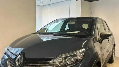 Usado 2018 Renault Captur SUV | € 12.990 (Preço justo)