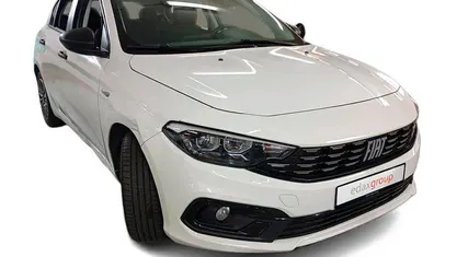 Branco Usado 2021 Fiat Tipo City Life Sedan | € 11.990 (Preço justo)