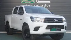 Branco Usado 2017 Toyota HiLux Pickup | € 21.750 (Bom preço)