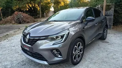 Usado Renault Captur 100 HP (73 kW) 2020 SUV