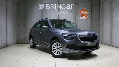 Cinza Usado 2023 Skoda Kamiq Style SUV | € 16.490 (Preço justo)