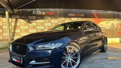 Usado 2017 Jaguar XE R-Sport Sedan | € 18.000 (Preço justo)