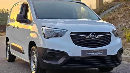 Usado Opel Combo 102 HP (75 kW) 2022 Carrinha