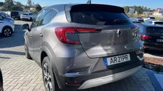Cinzento Usado 2022 Renault Captur Equilibre SUV | € 18.900 (Preço justo)