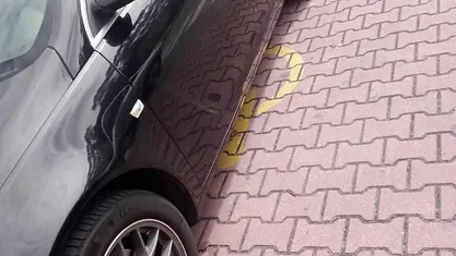 Usado Opel Insignia 160 HP (117 kW) 2009 Preto Sedan