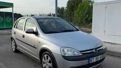 Cinzento Usado 2003 Opel Corsa Citadino | € 2.600 (Preço justo)