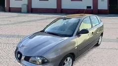 Cinza Usado 2005 Seat Ibiza Reference Sedan | € 4.500 (Preço justo)