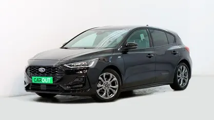 Preto Usado 2023 Ford Focus | € 19.450 (Preço justo)