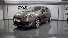 Castanho Usado 2012 Renault Grand Scénic III Bose Edition Monovolume | € 10.990 (Preço justo)