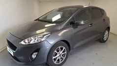 Cinza Usado 2019 Ford Fiesta Business Edition Citadino | € 12.700 (Preço justo)