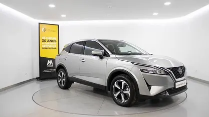 Usado Nissan Qashqai N-Connecta 140 HP (102 kW) 2024 Cinza SUV
