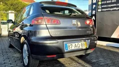 Cinzento Usado 2005 Seat Ibiza Citadino | € 3.800 (Preço justo)