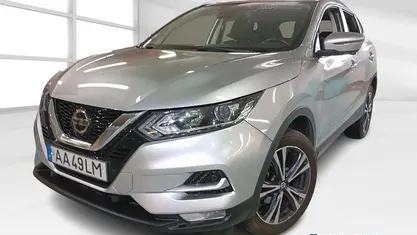 Usado Nissan Qashqai N-Connecta 115 HP (84 kW) 2020 SUV