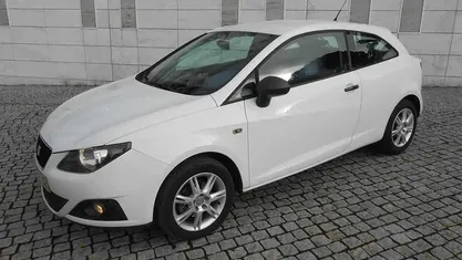 Branco Usado 2010 Seat Ibiza Citadino | € 5.350 (Bom preço)