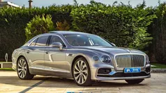 Cinzento Usado 2022 Bentley Flying Spur Sedan | € 222.500