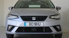 Cinzento Usado 2023 Seat Ibiza Style | € 14.800 (Preço justo)