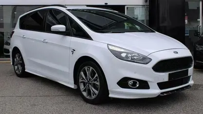 Branco Usado 2019 Ford S-MAX ST-Line Monovolume | € 20.400 (Bom preço)