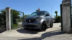 Preto Usado 2019 Smart ForTwo Coupé Passion Coupé | € 14.680 (Preço justo)