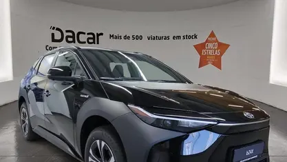 Preto Usado 2023 Toyota bZ4X SUV | € 32.799 (Preço justo)