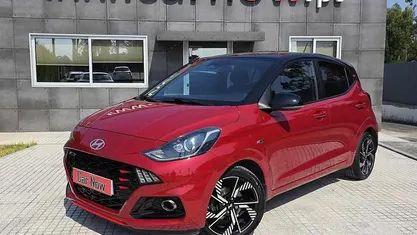 Usado Hyundai i10 100 HP (73 kW) 2023 Vermelho Citadino