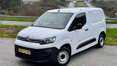 Branco Usado 2020 Citroën Berlingo Feel Monovolume | € 14.500 (Preço justo)