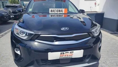 Usado Kia Stonic 120 HP (88 kW) 2019 Outra SUV