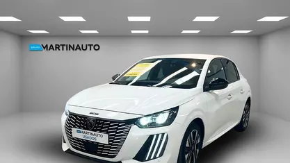 Usado 2025 Peugeot 208 Allure Citadino | € 22.450 (Preço justo)