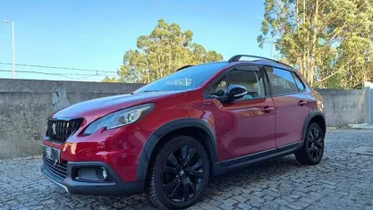 Usado Peugeot 2008 GT-line 120 HP (88 kW) 2017 SUV