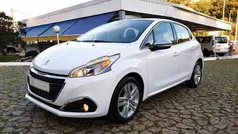Usado 2017 Peugeot 208 Allure Citadino | € 10.990 (Preço justo)