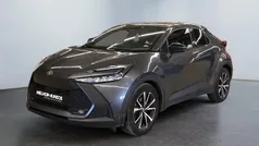 Cinza Usado 2024 Toyota C-HR SUV | € 27.990 (Bom preço)