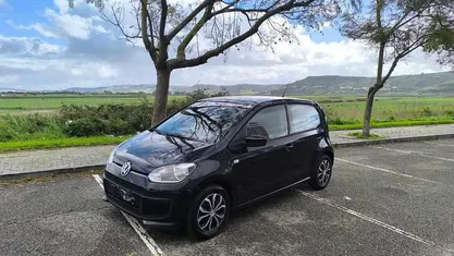 Preto Usado 2015 VW up! Citadino | € 6.900 (Preço justo)
