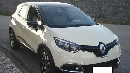 Usado 2017 Renault Captur SUV | € 12.250 (Bom preço)