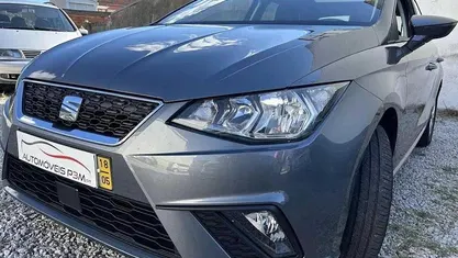 Usado Seat Ibiza Style 75 HP (55 kW) 2018 Cinza Citadino