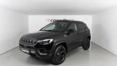 Preto Usado 2022 Jeep Compass Trailhawk SUV | € 27.480 (Preço justo)
