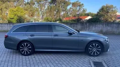 Cinzento Usado 2021 Mercedes E300 | € 37.500 (Super Preço)